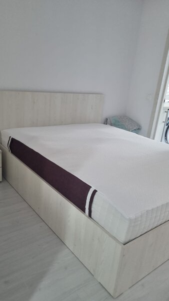 Titan, Parcul Teilor, Str. Drumul Gura Siriului,